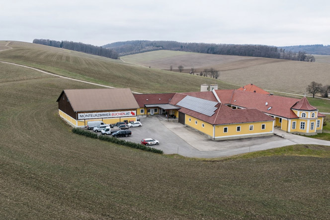 monteurzimmer-neulengbach-parkplatzjpg - Monteurzimmer Buchen